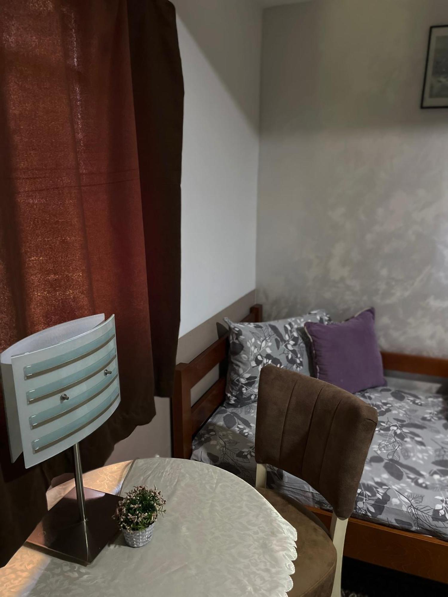 Rooms P&L Плав Екстер'єр фото
