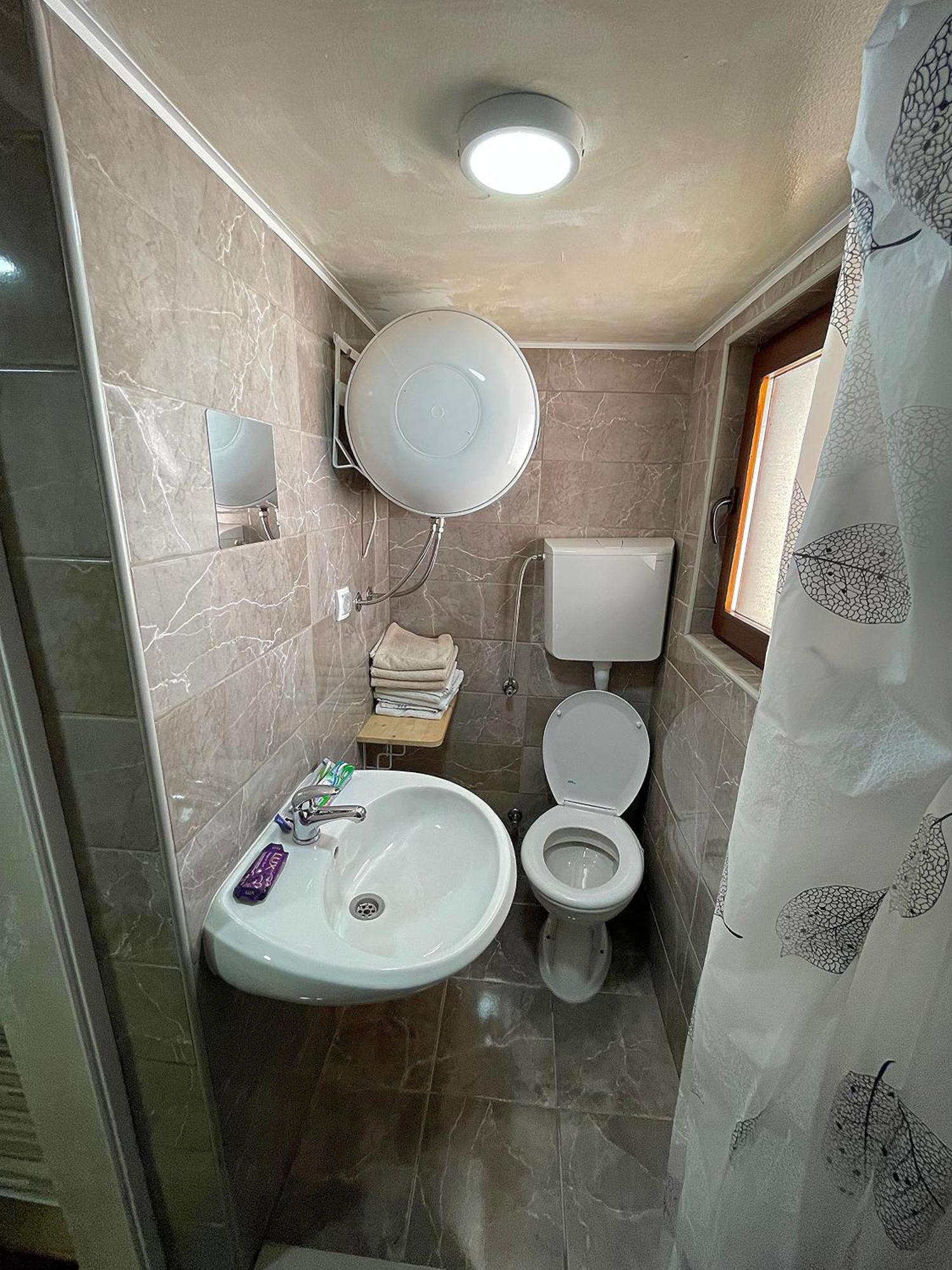 Rooms P&L Плав Екстер'єр фото